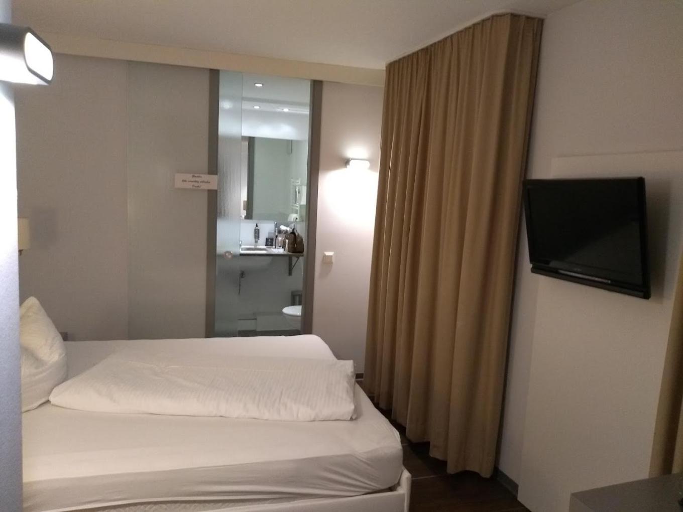 Altstadt Hotel Baunachshof Вертгейм Экстерьер фото
