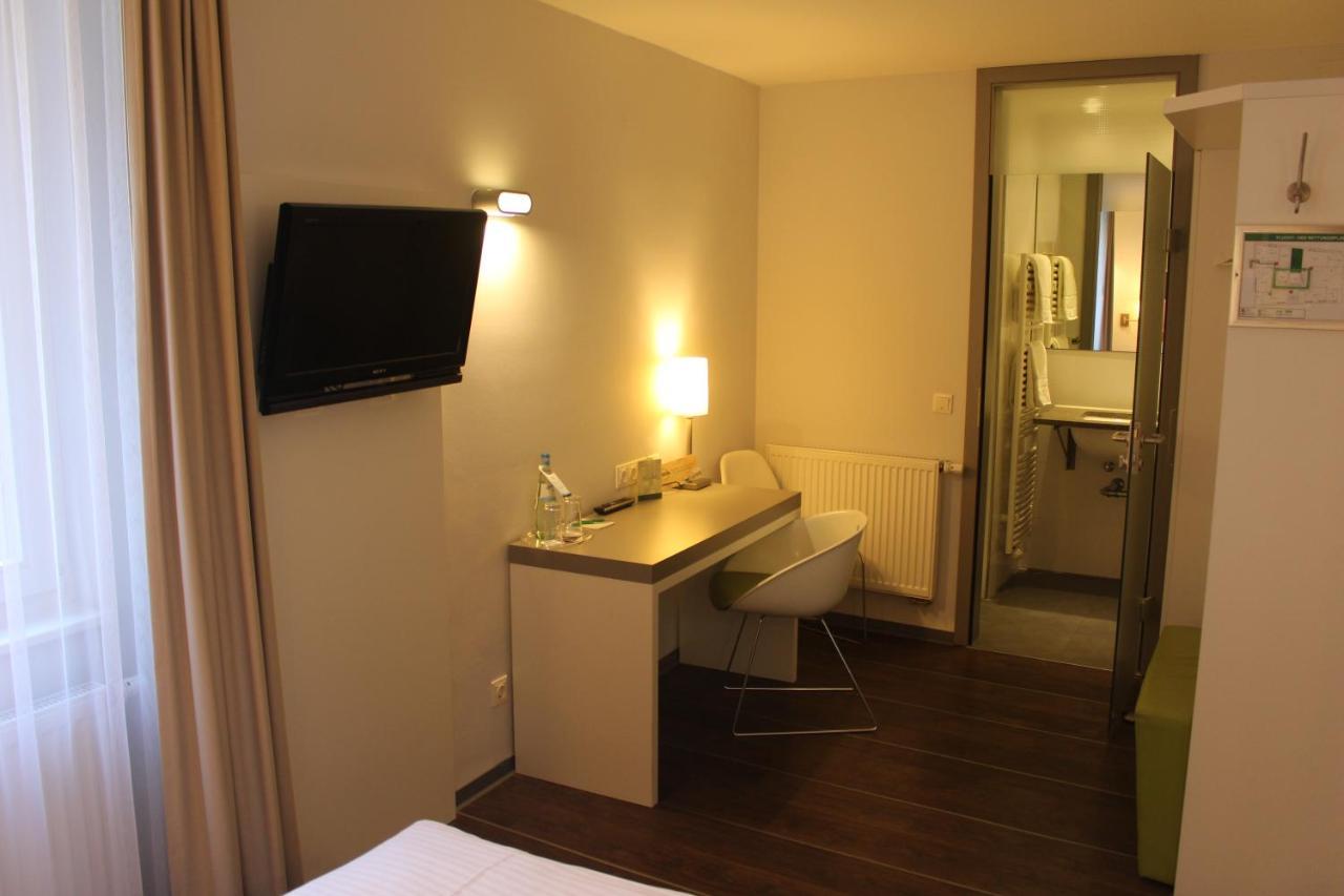 Altstadt Hotel Baunachshof Вертгейм Экстерьер фото